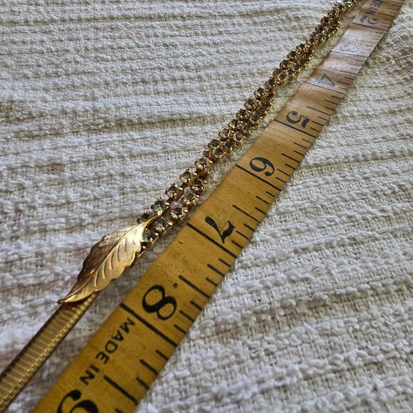 Vintage Gold Slim Belt with Leaf Closure and Twisting Rhinestone Details - Picture 8 of 9
